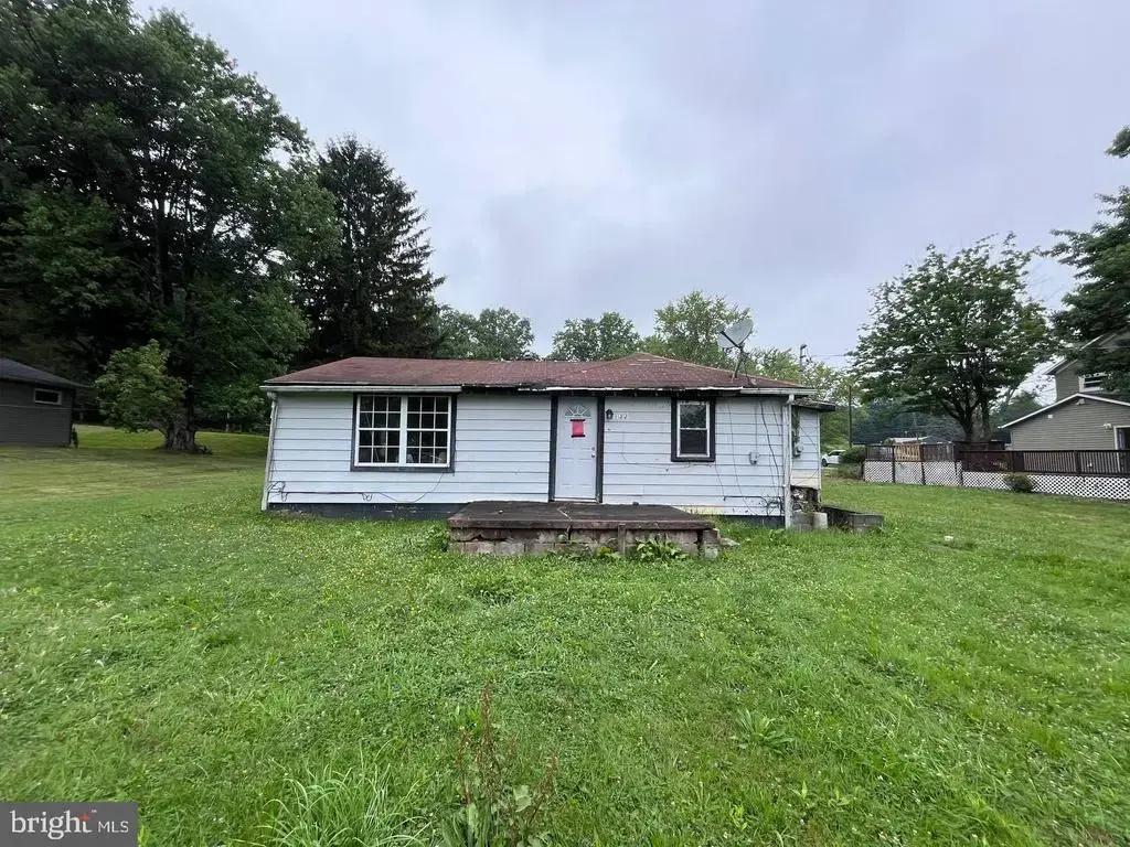 132 Thomas Road, NEW CASTLE