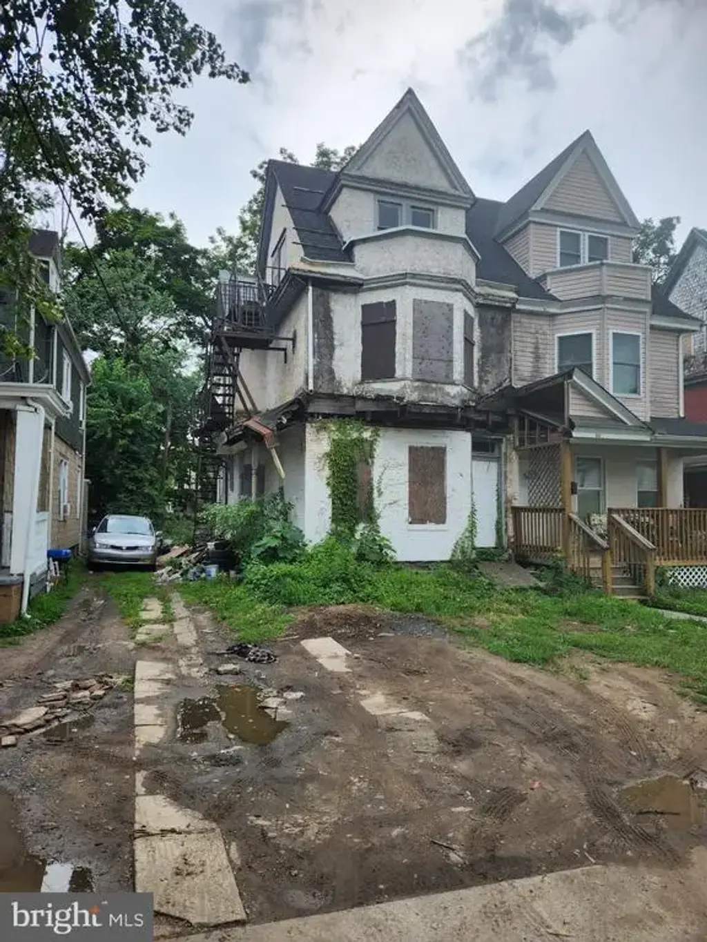 823 Carteret Ave, TRENTON