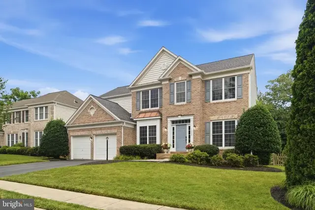 43909 Churchill Glen Dr, Chantilly