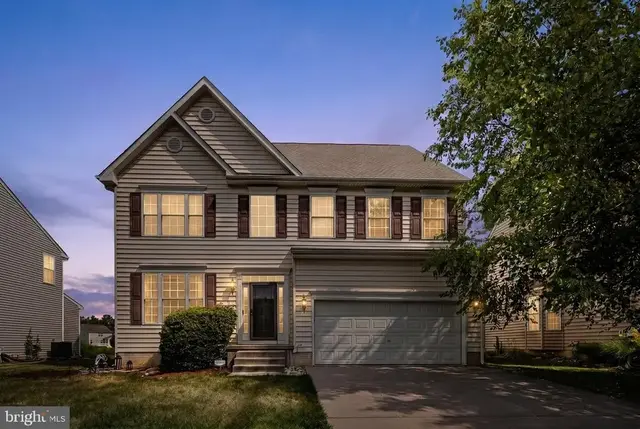 43 Barkley Ct, Dover