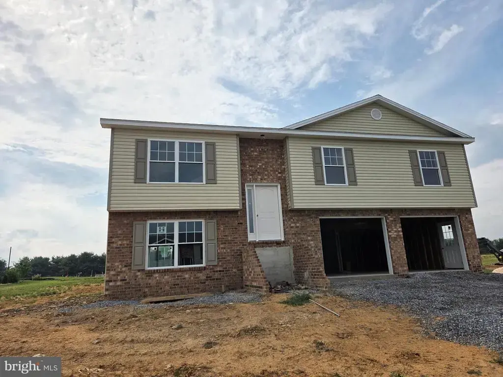 258 Grove Drive, SHIPPENSBURG