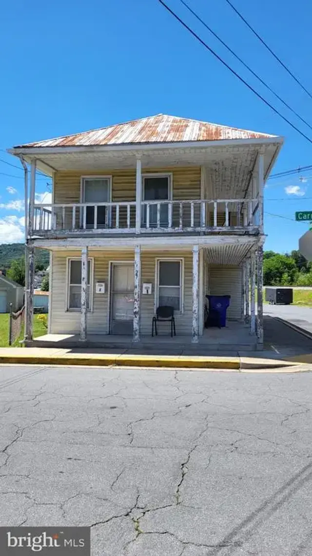 27 N Carroll St N, Thurmont