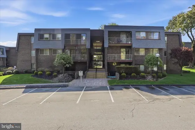 8 Stonehenge Cir #8-7, Baltimore