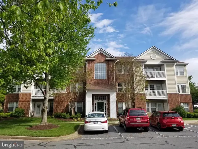 8200 Blue Heron Dr #2d, Frederick