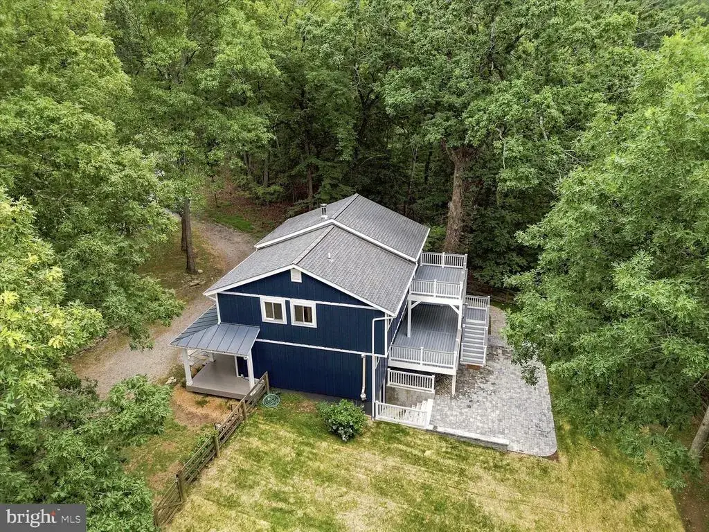 509 Cedar Ln, BLUEMONT