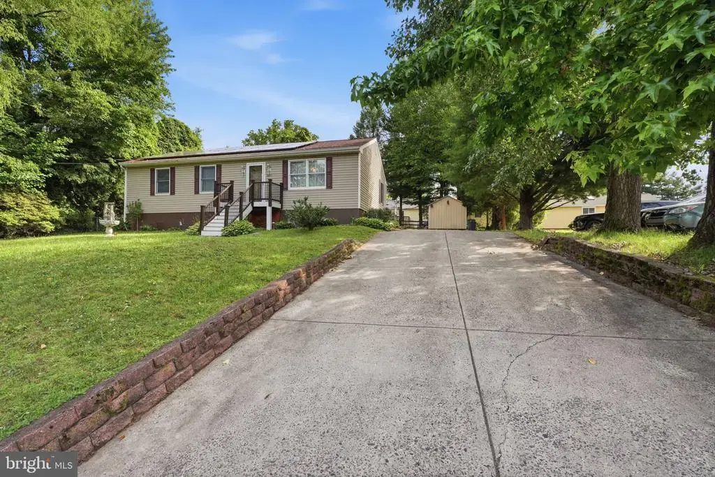 664 Walnut Ave, FEASTERVILLE TREVOSE