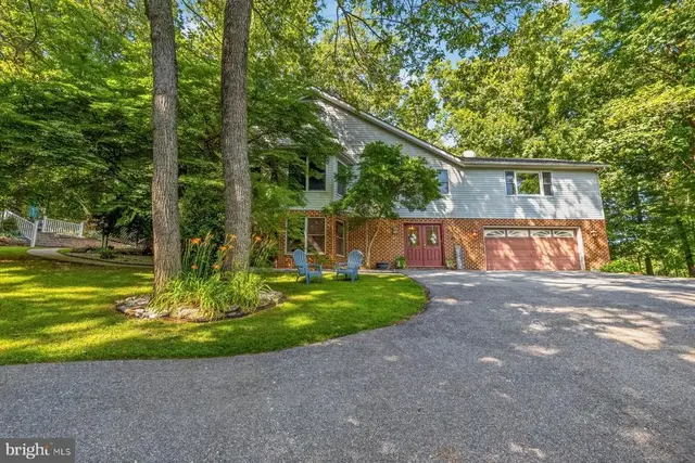 415 Dutrow Rd, Westminster