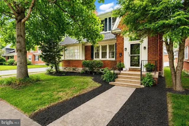 1214 Oak Hill Ave, Hagerstown