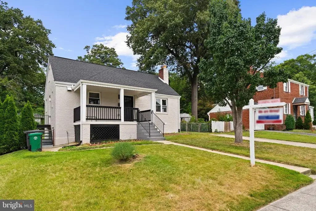 3706 Longfellow St, HYATTSVILLE