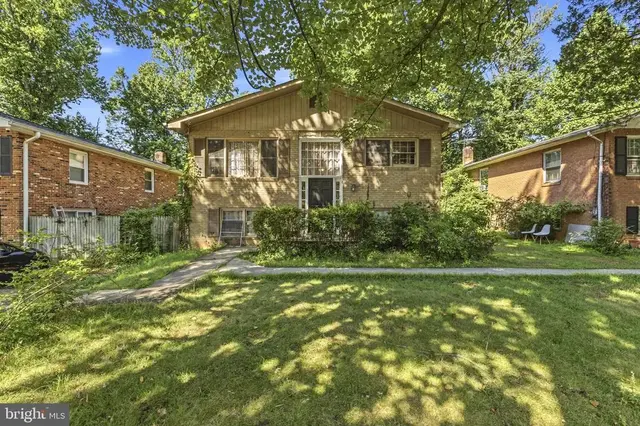 1646 La Salle Ave, Mclean