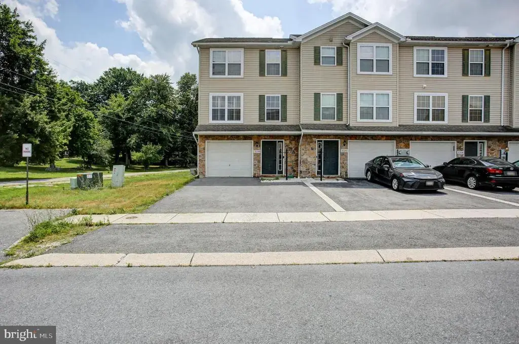 3598 Pinecrest Ct, FAYETTEVILLE