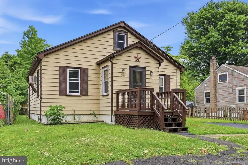 1009 Emily Ave, CROYDON