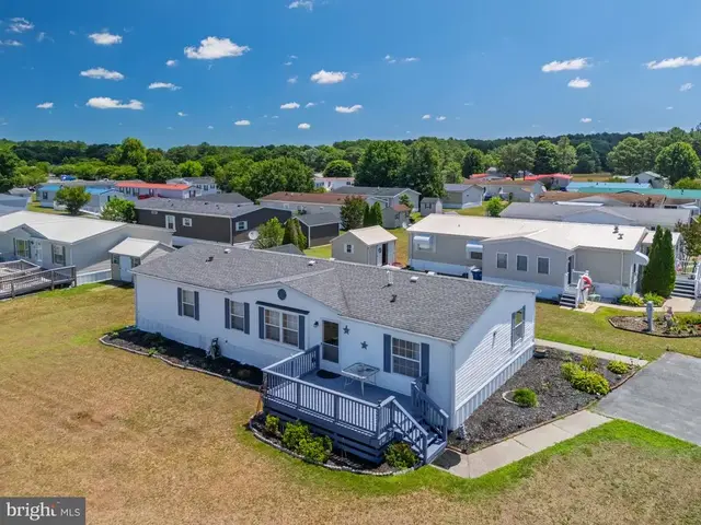 225 Stoney Br, Seaford