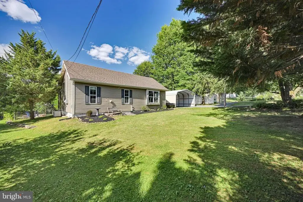 403 W 28th Division Hwy, LITITZ