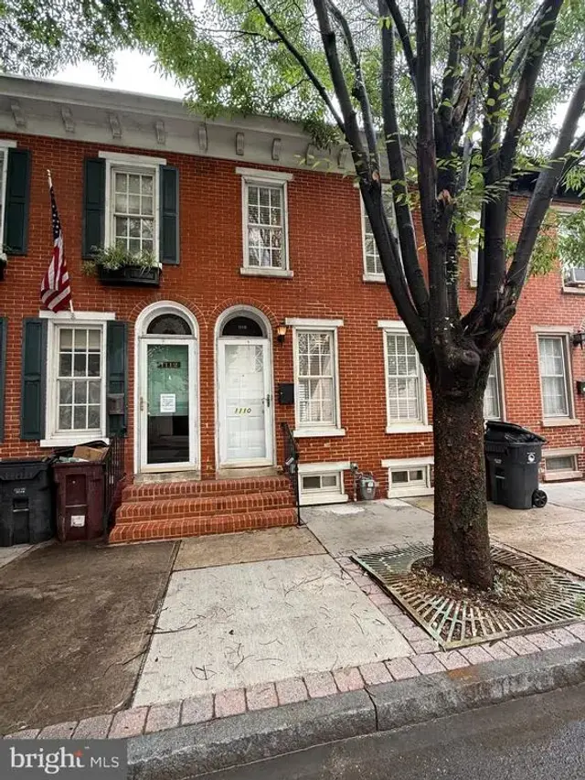 1110 N Walnut St, Wilmington