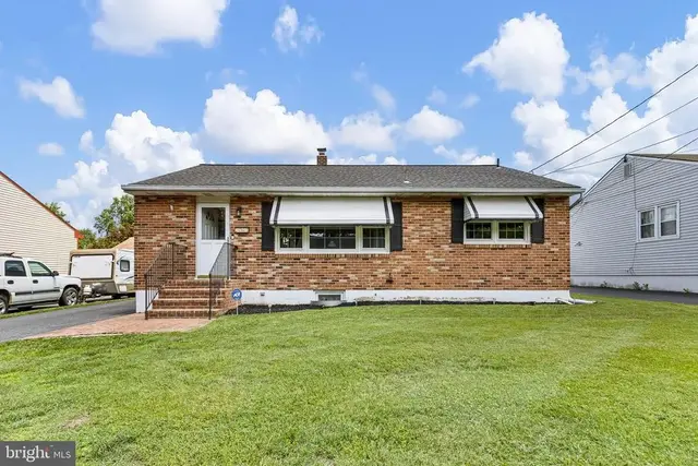 204 Garfield Ave, New Castle