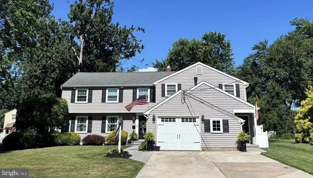 108 Pine Valley Rd, CHERRY HILL