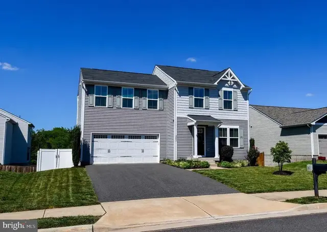 5042 Godwins Landing Dr, Remington