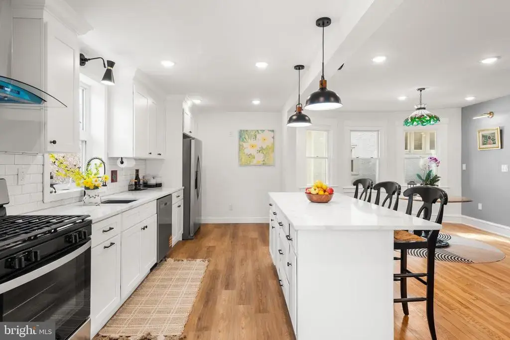 606 Valley Rd, HAVERTOWN