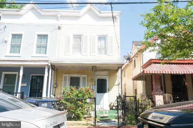 2232 Chester St Se, Washington