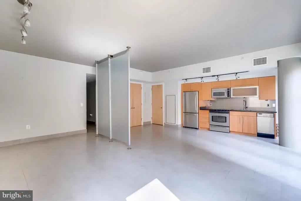 1133 14th St Nw #203, WASHINGTON