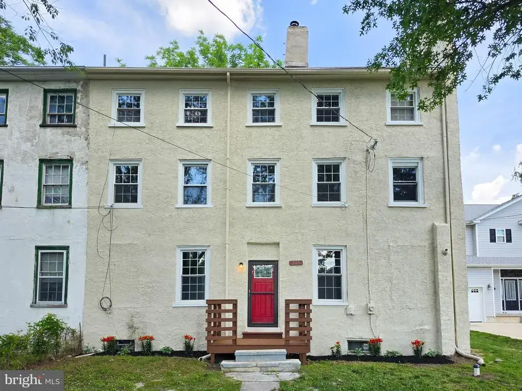 705 Shadyside Ave, CROYDON