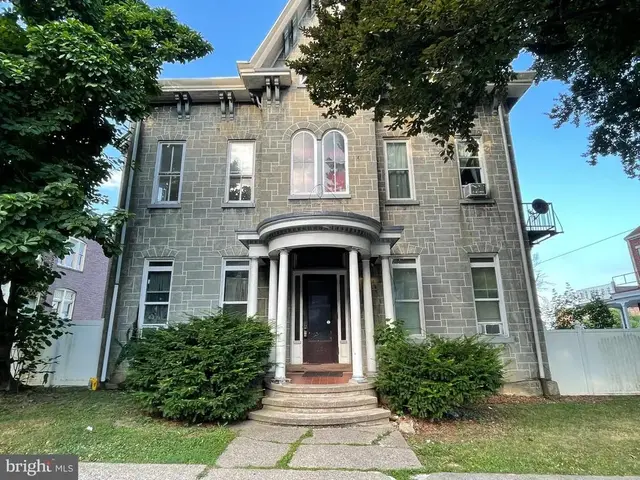 1220 Perkiomen Ave, Reading