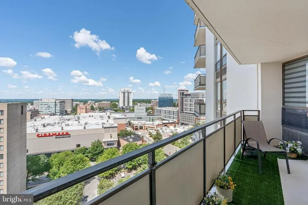 205 E Joppa Rd #1507, TOWSON