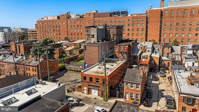 858 Tyson St, Baltimore