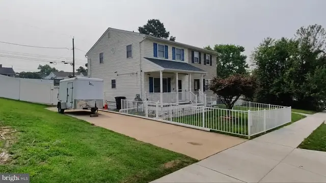 830 Bentwillow Dr, Glen Burnie