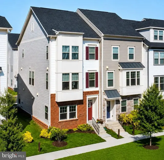 813 Sawback Sq Ne, Leesburg