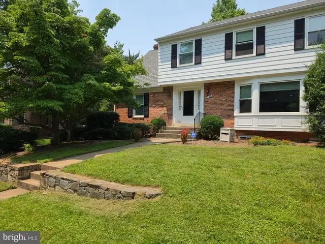 7226 Old Gate Rd, Rockville
