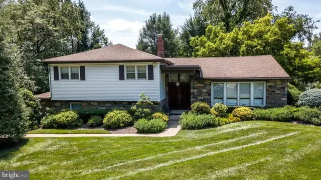 616 Oak Shade Ave, Elkins Park