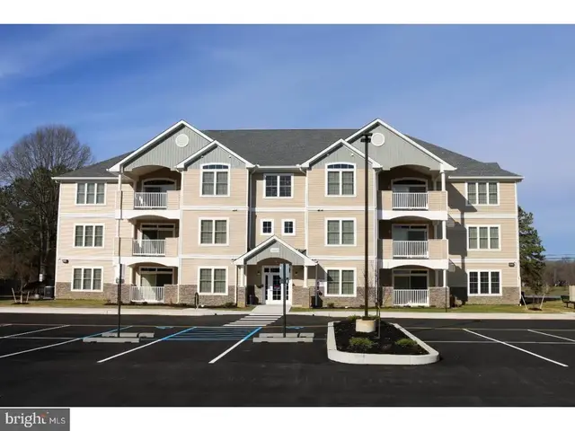1665 Kenton Rd #101, Dover