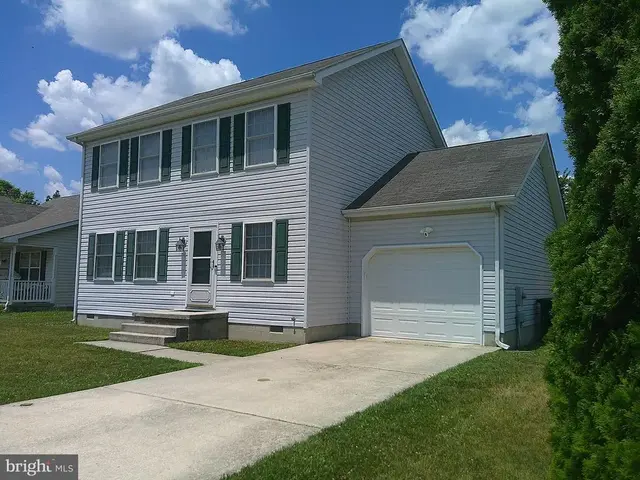 209 Ingram St E, Dover