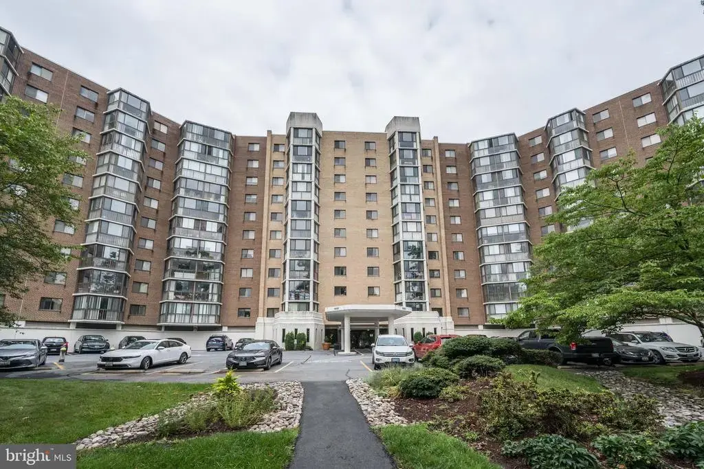 15101 Interlachen Dr #1-924, SILVER SPRING