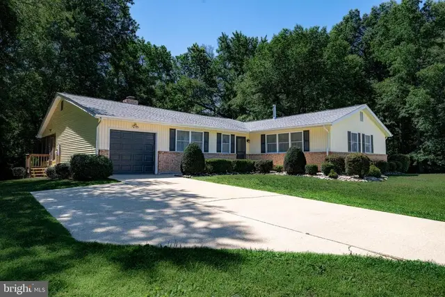 24 Merion Ct, Dover