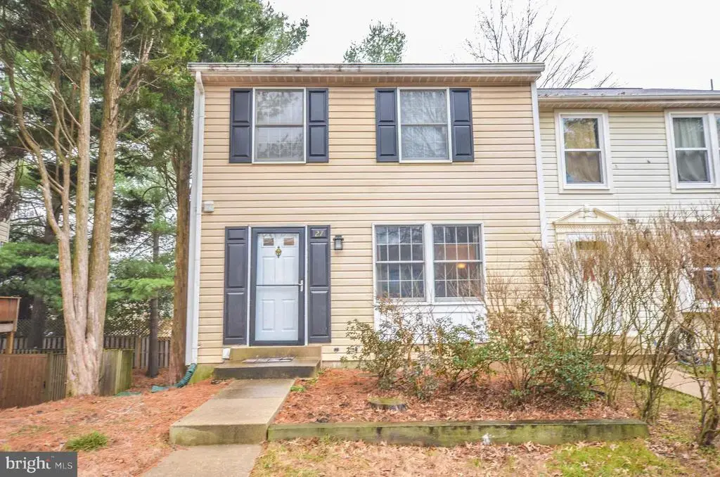 27 Cross Country Ct, GAITHERSBURG