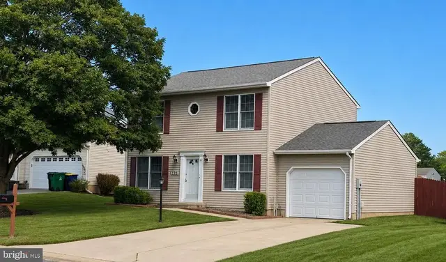 23 Lordship Ln, Dover