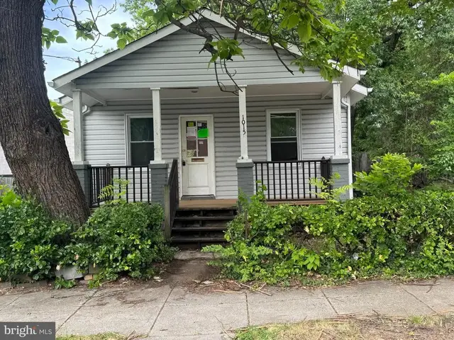 1015 50th Pl Ne, Washington
