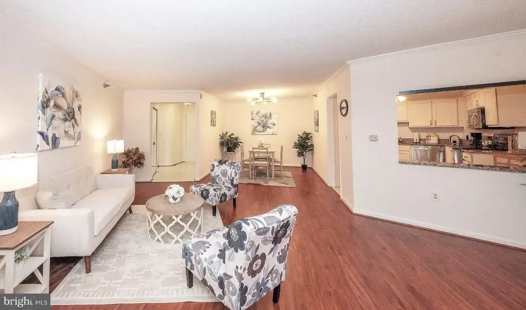 14805 Pennfield Cir #206, SILVER SPRING