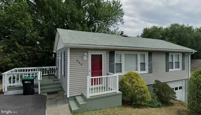 328 Lee St, Strasburg