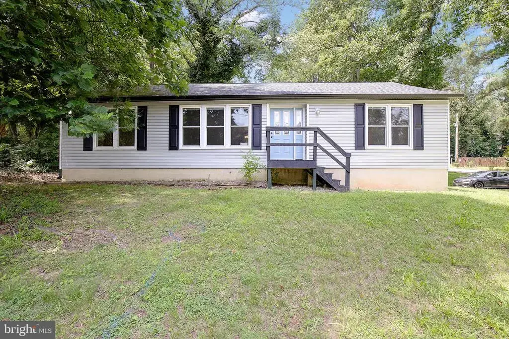 1111 Redeye Rd, LUSBY
