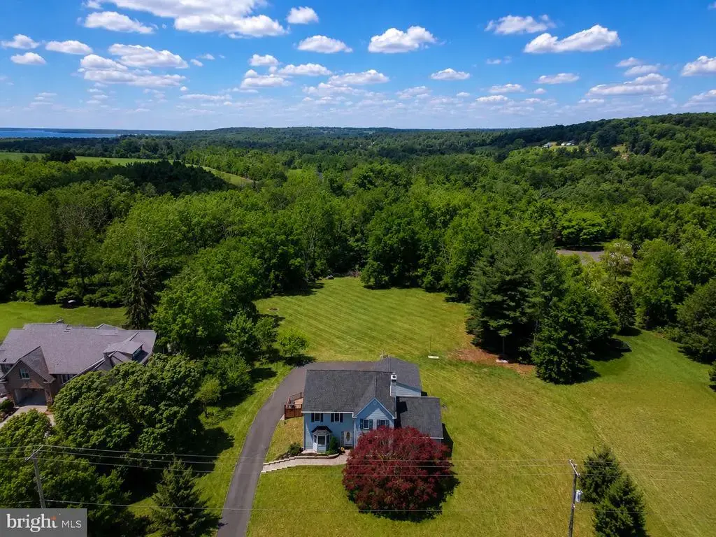 1074 N Easton Rd, DOYLESTOWN