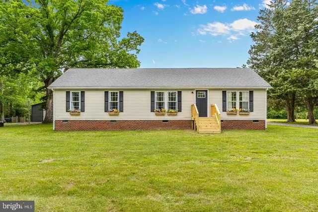 13344 Paige Rd, Woodford
