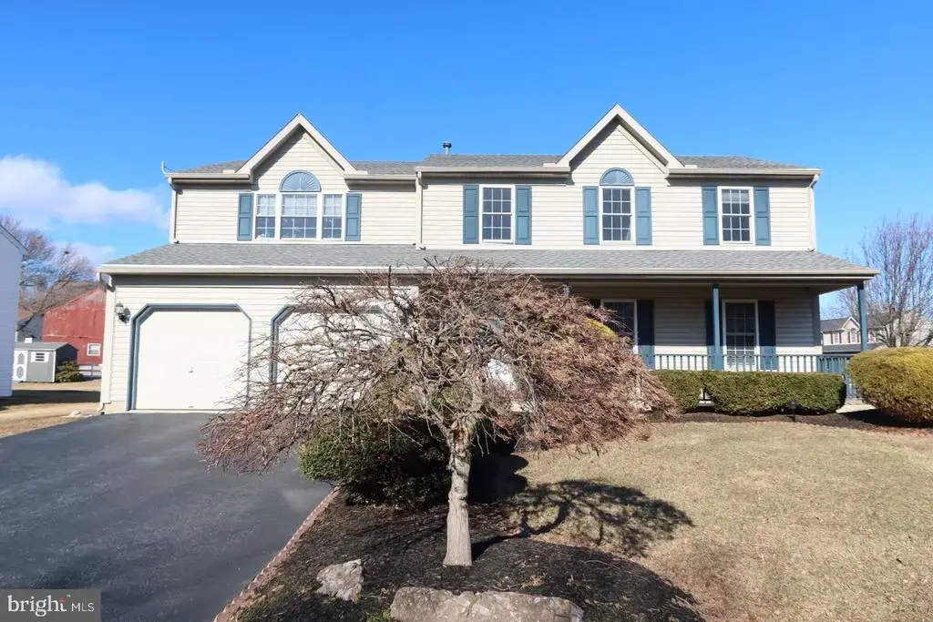4581 Green Tree Rd, READING