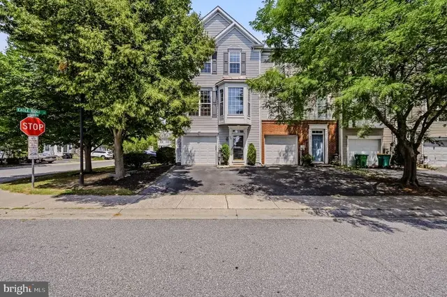 32 Glennwood Dr, Newark