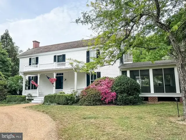 762 Chesapeake Dr, White Stone