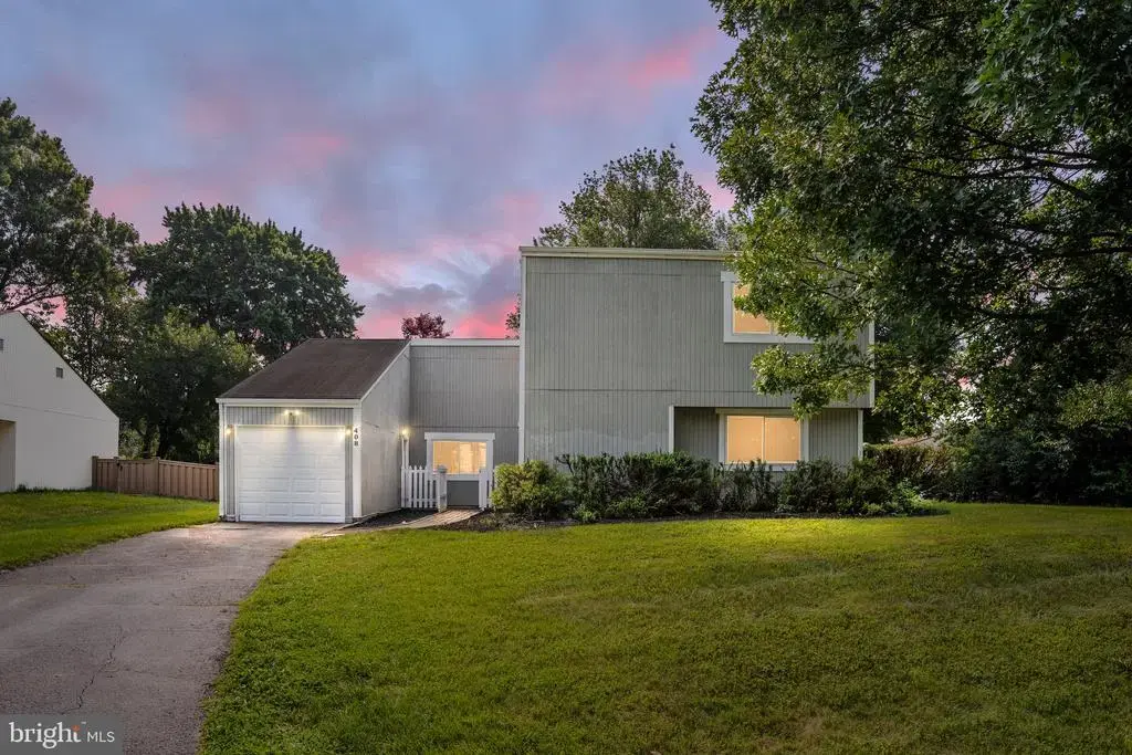 408 Arkansas Ave, HERNDON