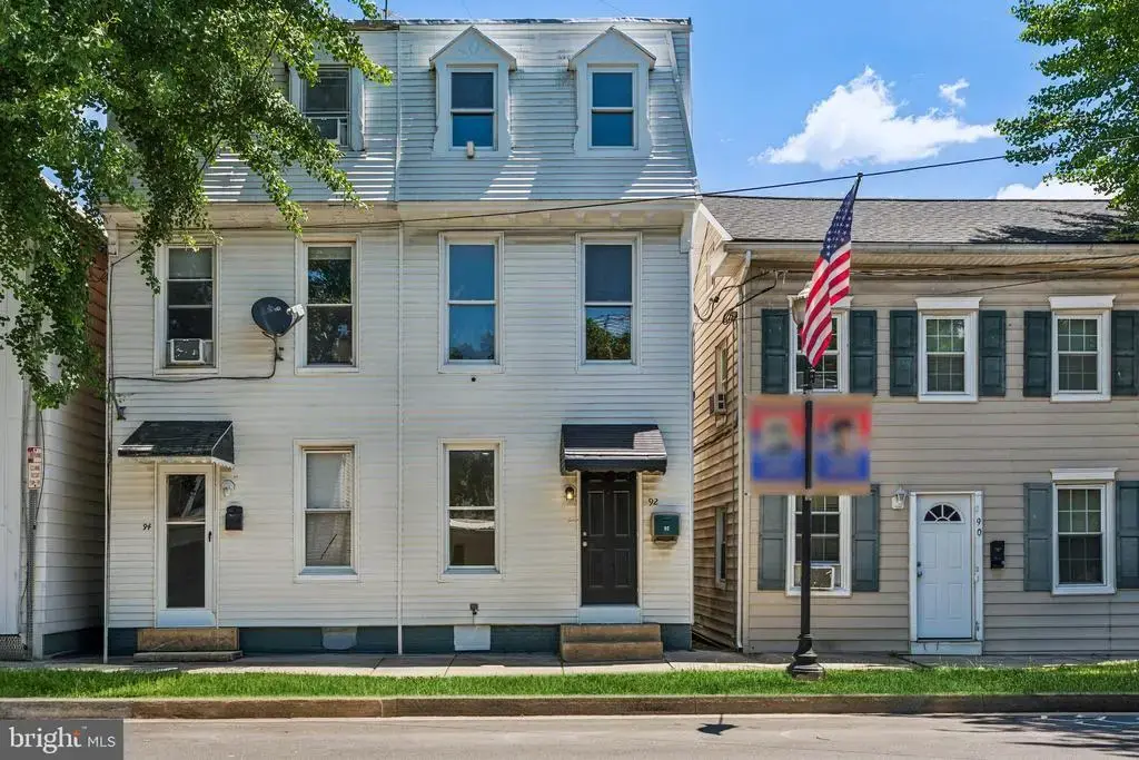 92 Pennsylvania Ave, WESTMINSTER